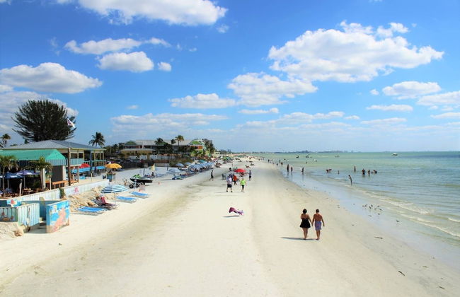 Lovers Key Resort 504 - Photo 24