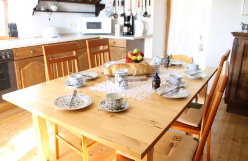 Romantisches Ferienhaus mit großem Garten 1200 qm, nah zu einem schönen Strand - Foto 6