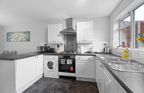 A Charming 3 Bed home next to NEC and Birmingham International Airport - Foto 13