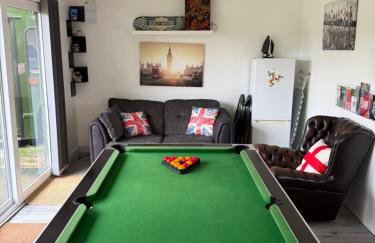 The Green Bus and the lodge - Foto 2