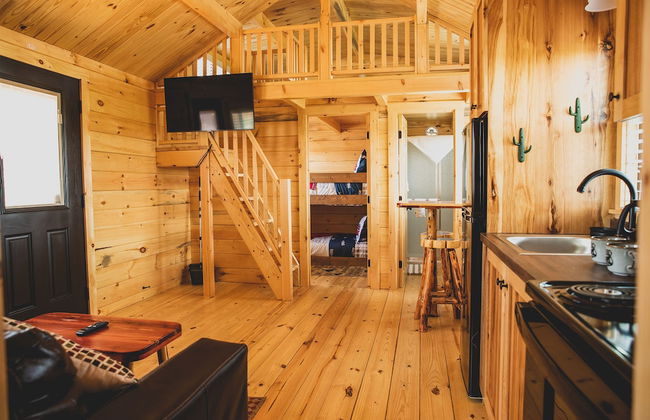 The Big Texan - Cabins & Wagons - Foto 2