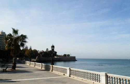 LUMINOSO APARTAMENTO en el centro de Cádiz - Foto 39