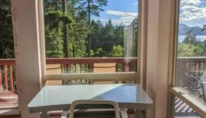 Villa w/ Amazing Bay Views Near Beach w/ Garden, Ping Pong - Foto 5