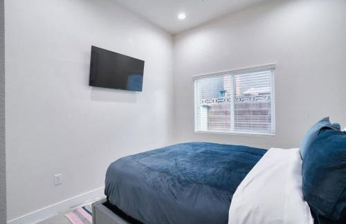 VEGAS OASIS CLOSE 2 STRIP! Private Hot tub & Heated Pool - Foto 59