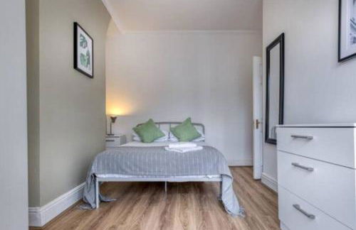 Vibrant Artist Hideaway by Centre Parking - Foto 13