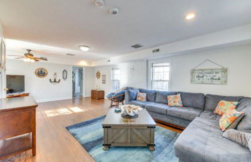 Adorable Cottage Fire Pit, Walk to Colonial Beach - Foto 1