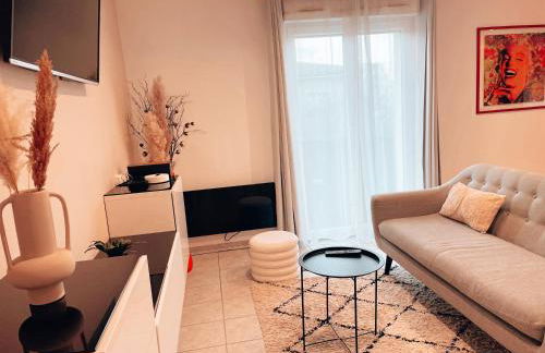 Le Terminal T2 Blagnac - parking -aéroport-Airbus- Meett - Foto 8