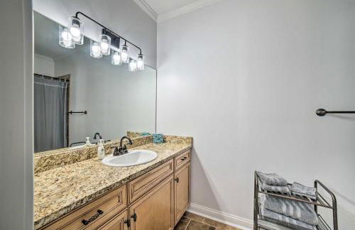 Modern Retreat about half Mi to Bryant-Denny Stadium - Photo 20