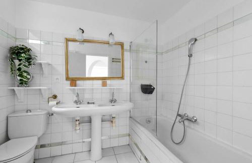 Maison proche du centre de Paris calme et verdure - Foto 12