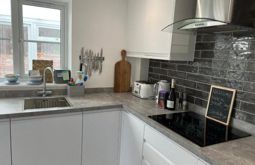 Monty Cottage, Exmouth Coastal Boutique House - Photo 3