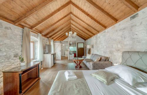 Emperor Suite - Beyond Timeless - Photo 12