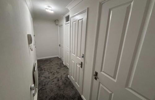 The Modern Balcony Apartment - 2 Bed 1 Bath Private Parking - Foto 16