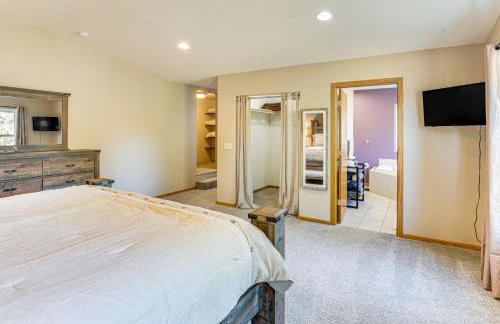 2 Mi to Main St, Sturgis! Spacious Group Getaway - Photo 12