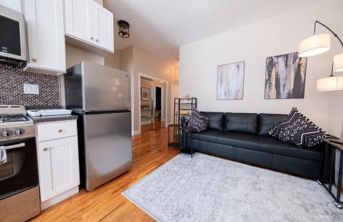 Sunlit 2BR Central Park North elevator & laundry - Foto 46