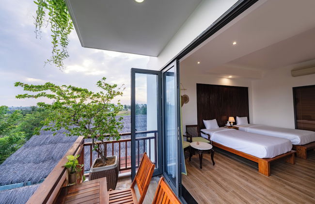 Palm River Boutique - Photo 36