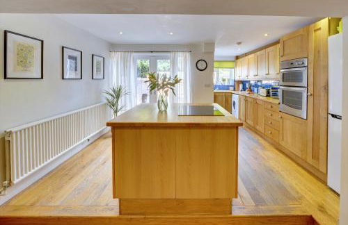 Church Bells House by Spa Town Property - 3 Bedroom Georgian Townhouse in Central Warwick - Foto 3