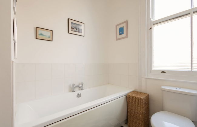 Host Stay Chatsworth Court Apartment - Photo 18