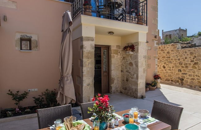 Villa Theta with private pool by Amara Living - Foto 20