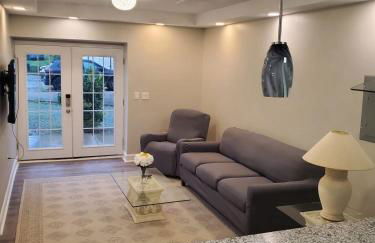 Susu's-I-Luxurious 2 Bedroom 2 Bath Apartment - Foto 5