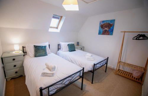 Augusta House - Andover - Photo 27