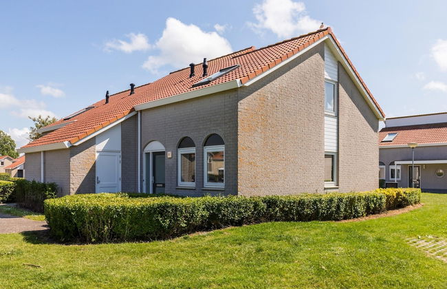 Beachside Bungalow Near Beach - Photo 30