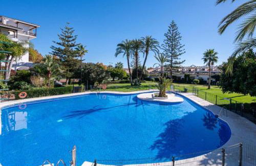 Iron House - Penthouse with Bathtub in Golden Mile & Roman Bridge - Foto 15