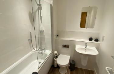 3 Bedrooms double or single beds, 2 PARKING SPACES! WIFI & Smart TV's, Balcony - Foto 21