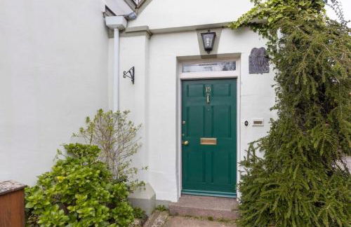 Independence House - Photo 27