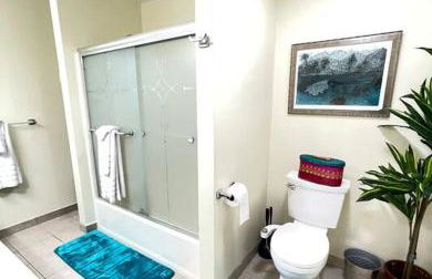 Santa Barbara Serenity Large 1-bedroom Guest Apt. - Photo 12