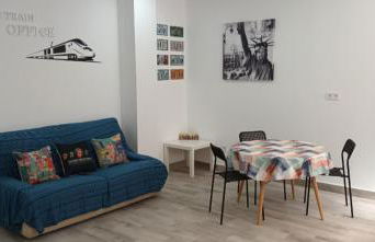 Super Estudio 01 "a pasos de la Estación Renfe" - Photo 1