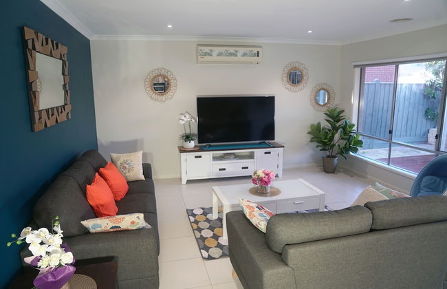 Designer Decor Home 8Bed WilliamsLanding - Photo 25