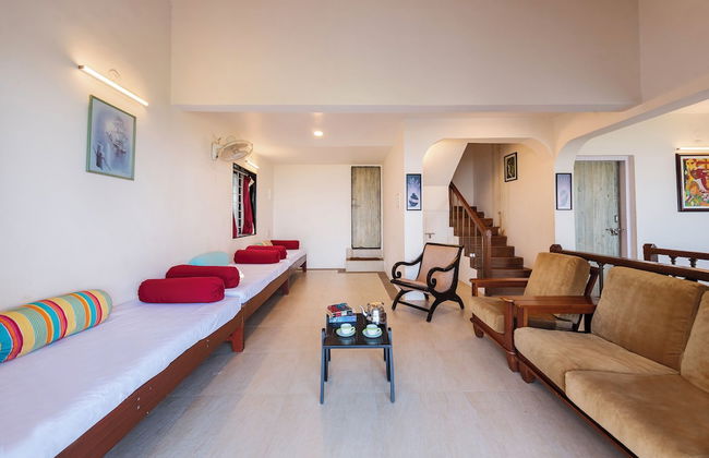 Evergreen Cascade by cosmicstays - Photo 6