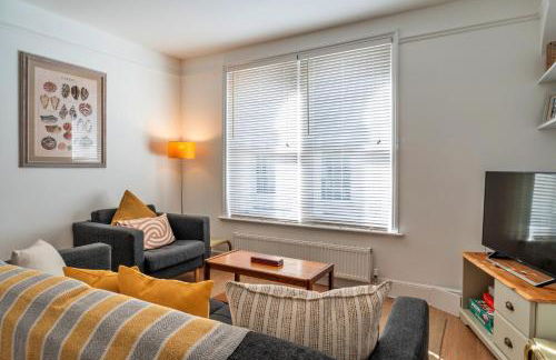 Finest Retreats - Centre View - Photo 3