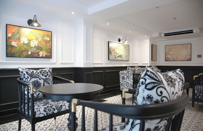 CityHouse - El Pino Realm - Photo 5