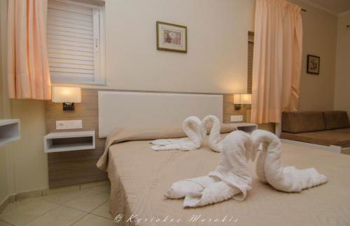 Flisvos Rooms - Photo 10