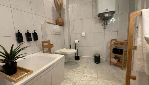 Zentrale Ferienwohnung mit Blick auf den See inklusive Parkplatz und Internet Geschäftsreisende willkommen - Foto 4