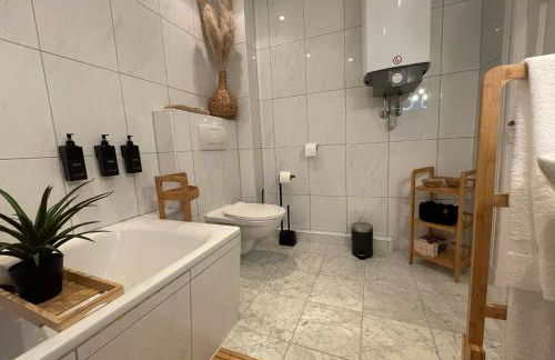 Zentrale Ferienwohnung mit Blick auf den See inklusive Parkplatz und Internet Geschäftsreisende willkommen - Foto 4