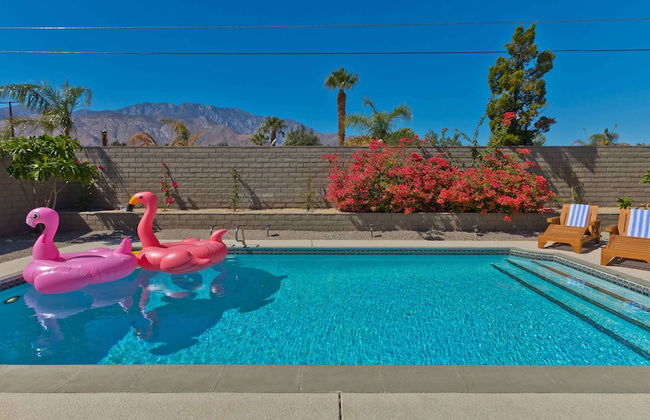 Modern Home w Private Pool Spa Pets Welcome - Foto 1