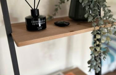 Cocon Urbain - avec parking privé gratuit - Foto 4