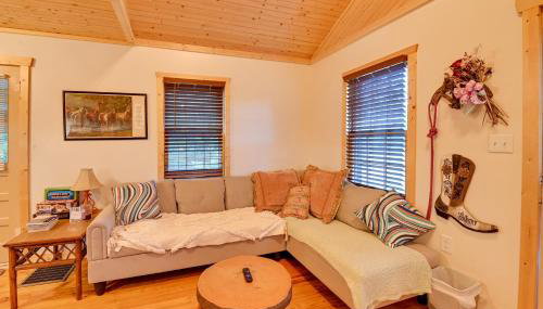 Cozy Beattyville Cabin with Fire Pit - Foto 4