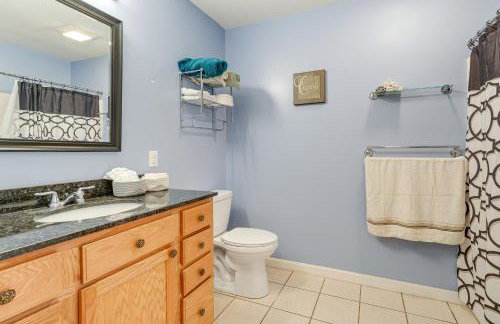 4 Mi to Long Lake! Secluded Haven with Fenced Yard - Foto 16