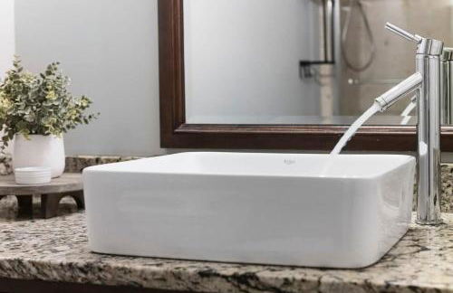 Serene Getaway with Patio in Pineville - Foto 25