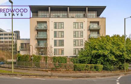 Premium Serviced Apartment in Basingstoke Town Centre, Free Parking By Redwood Stays - Foto 47