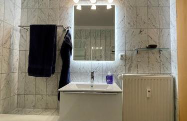 Ambiente in zentraler Lage - Foto 9