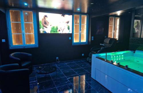 Suite Coquine avec jacuzzi YaoSpa60 - Photo 3