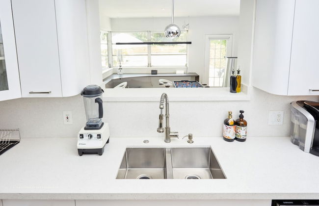 Miami Pool Oasis in El Portal - Foto 25