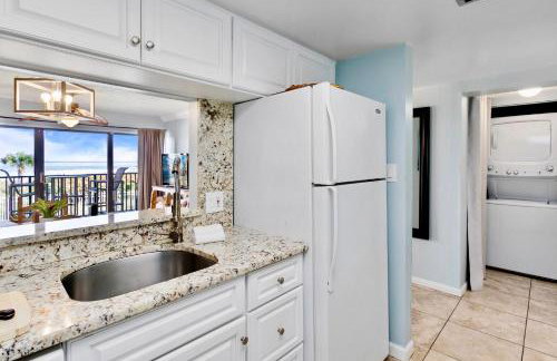 Chateau by the Sea - Cocoa Beach Oceanfront Pet-Friendly Condos with Rooftop Deck & Heated Pool - Photo 19