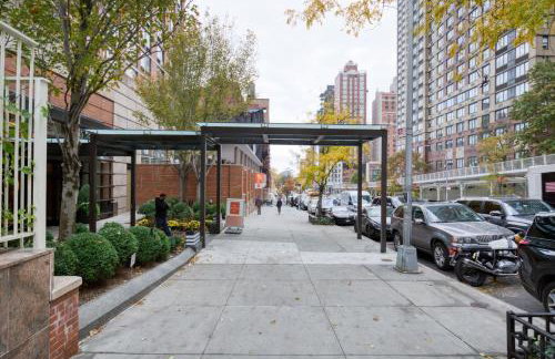 Blueground East Harlem pool nr Central Park NYC-687 - Foto 28