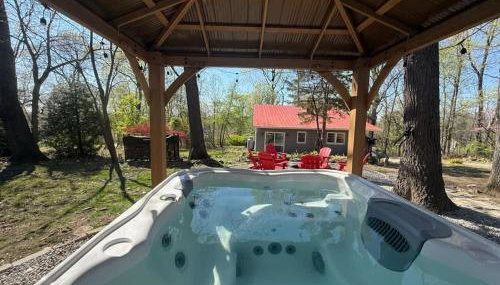 Cabin w River Access Fire Pit Grill WiFi & More - Foto 4