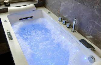 Appartement Cosy avec Balnéo - Tout à pied - Foto 4